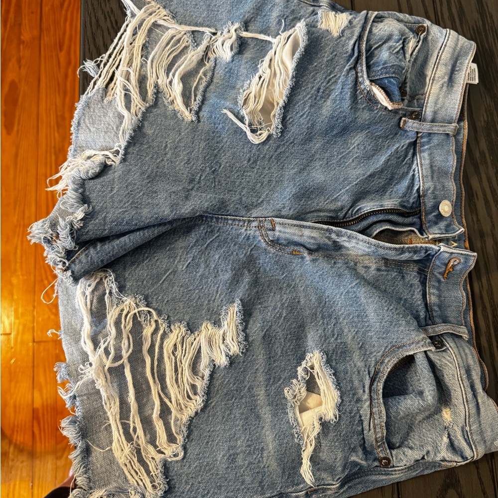 American Eagle 90s Boyfriend Denim Shorts